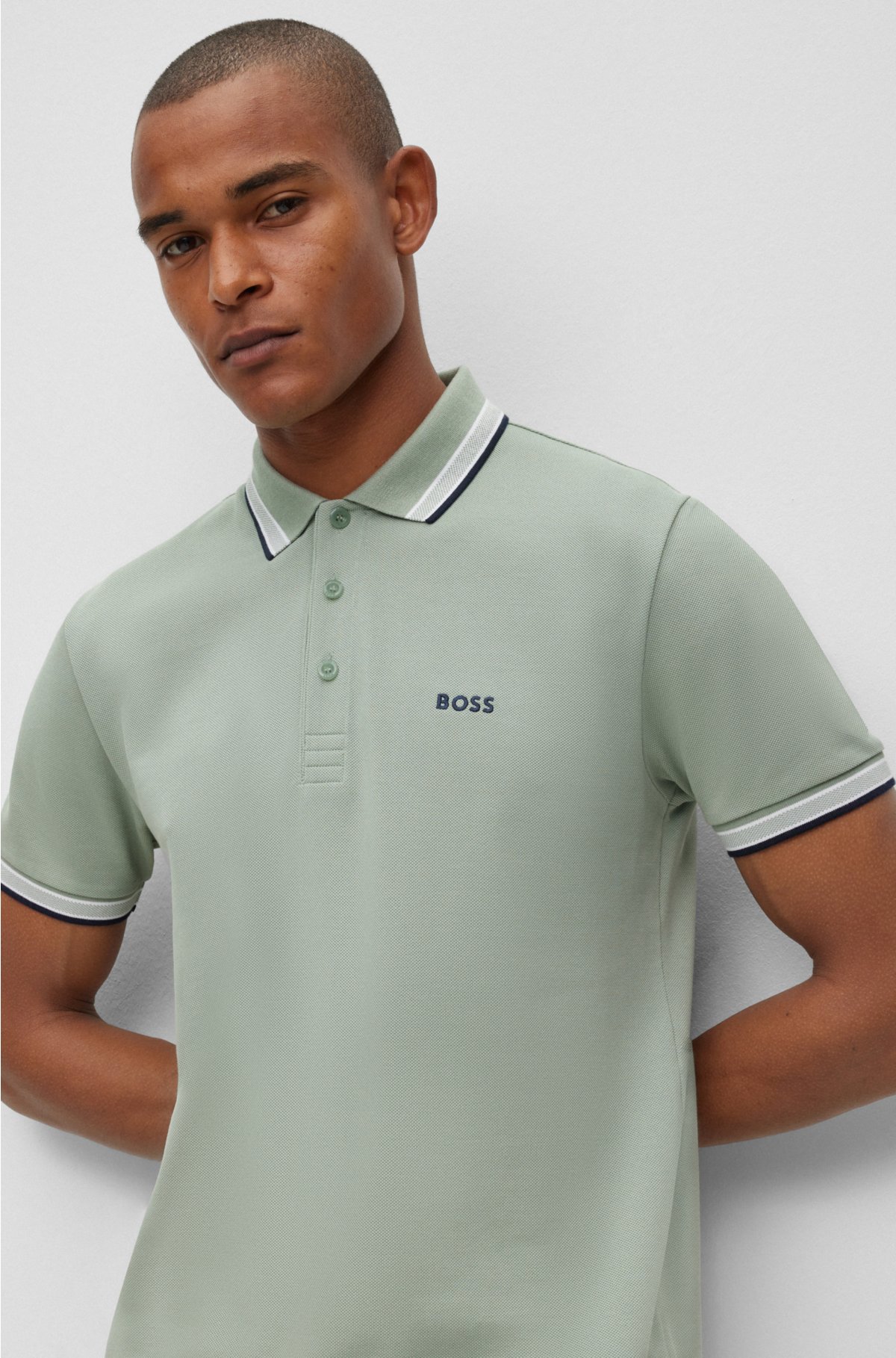 Short sleeve piqué polo shirt in a regular fit made from organic