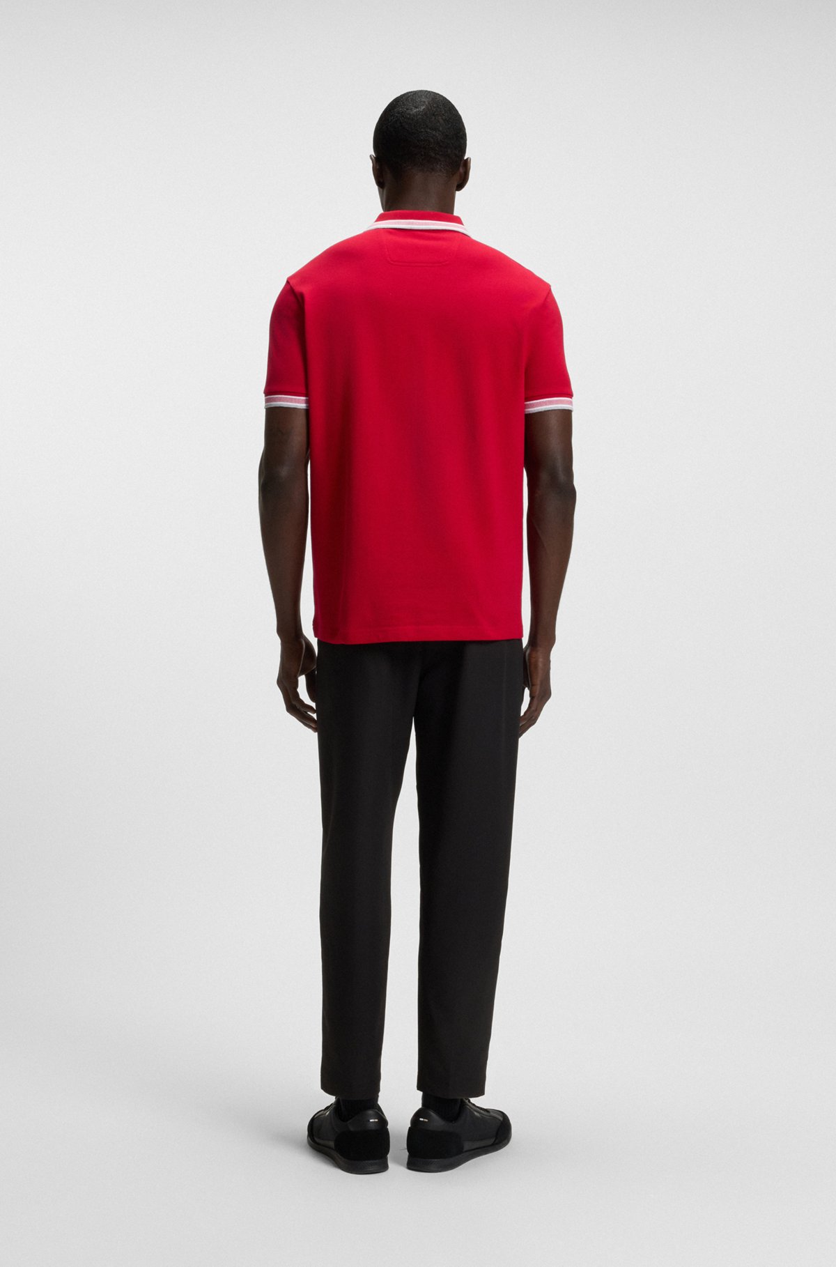 BOSS - Paddy コットンピケ ポロシャツ コントラストロゴ - レッド BOSS - Paddy コットンピケ ポロシャツ コントラストロゴ - レッド