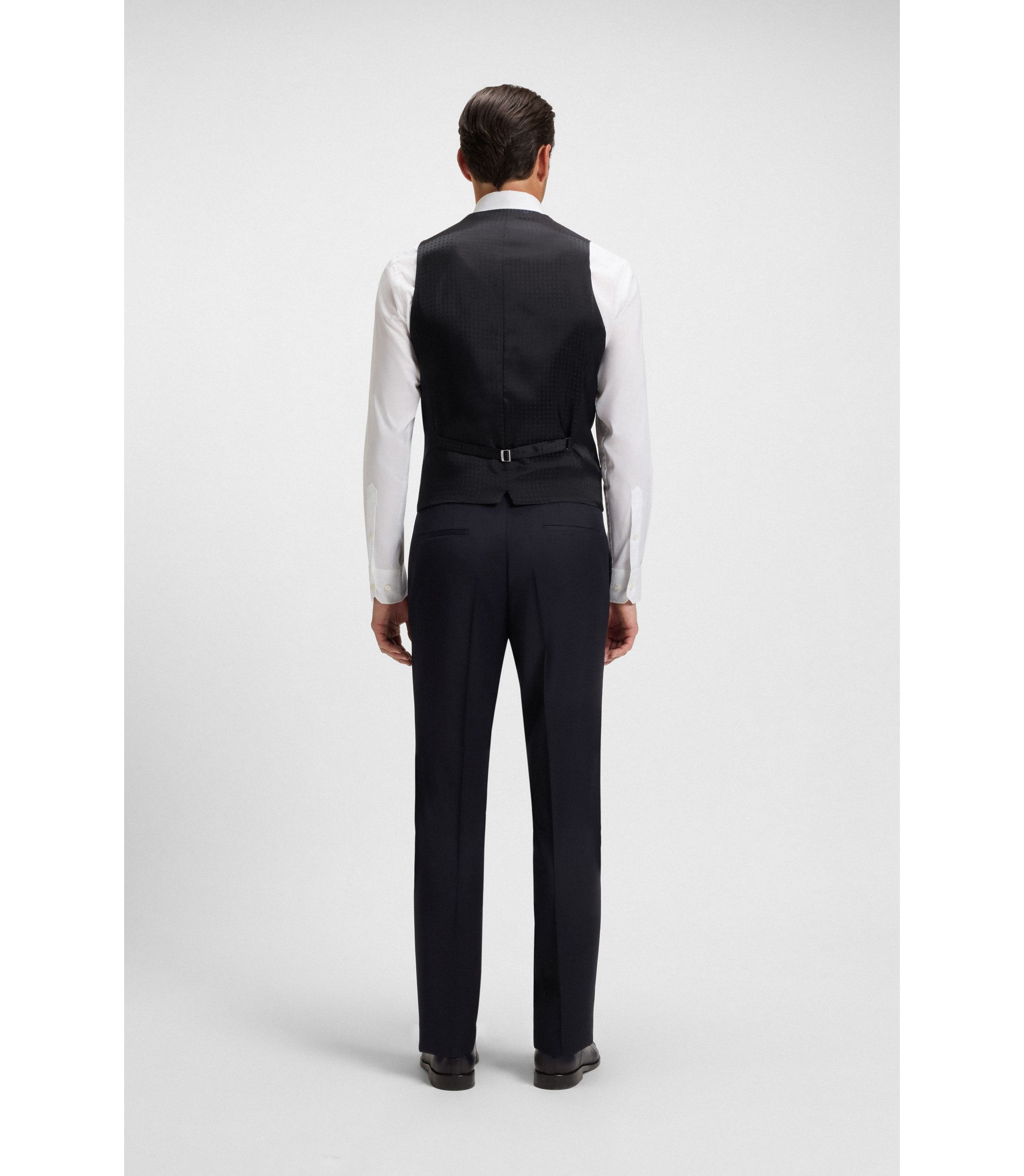 hbeu50469160_401_360?wid=1980&