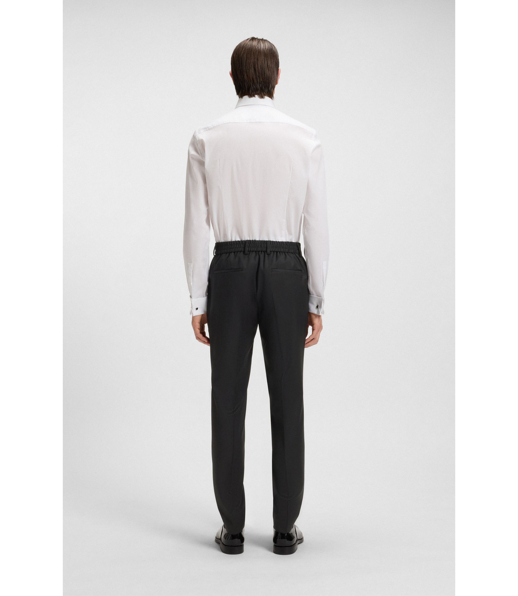 BOSS スリムフィットパンツ バージンウール　ブラック BOSS - スリムフィットパンツ バージンウールサージ - ブラック