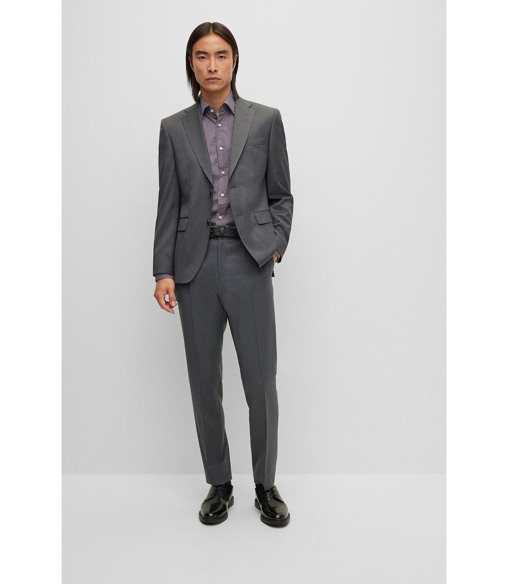 HUGO BOSS メンズパンツとショートパンツ | カーゴ, チノ, ジョガー, フォーマル HUGO BOSS メンズパンツとショートパンツ | カーゴ, チノ, ジョガー, フォーマル