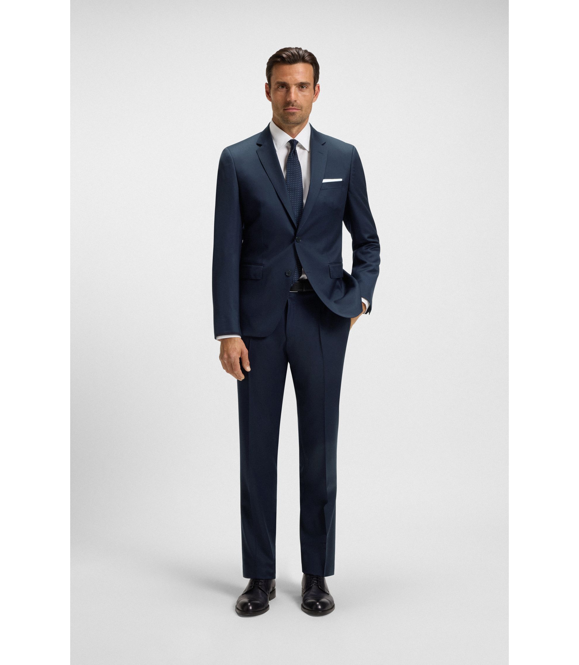 BOSS スリムフィットパンツ バージンウール　ブラック BOSS - Slim-fit trousers in virgin-wool serge - Black