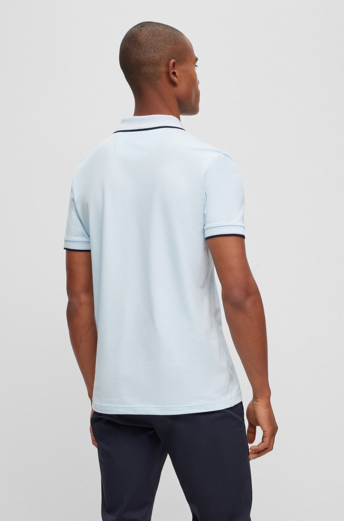 Polo Slim Fit en piqué de coton stretch à logo incurvé, bleu clair