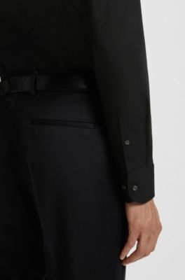 Camisa slim fit en popel&iacute;n de algod&oacute;n el&aacute;stico de planchado f&aacute;cil, Negro