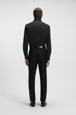 Slim fit-skjorta i stretchig bomullspoplin med easy iron-struktur., Svart