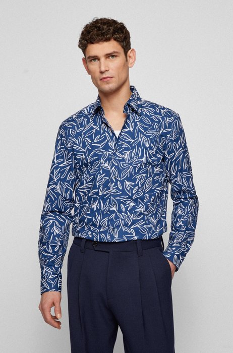 Camicia slim fit in popeline di cotone elasticizzato con stampa con foglie, Blu scuro