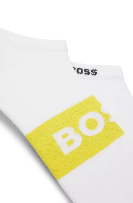Two-pack of ankle-length socks in stretch fabric