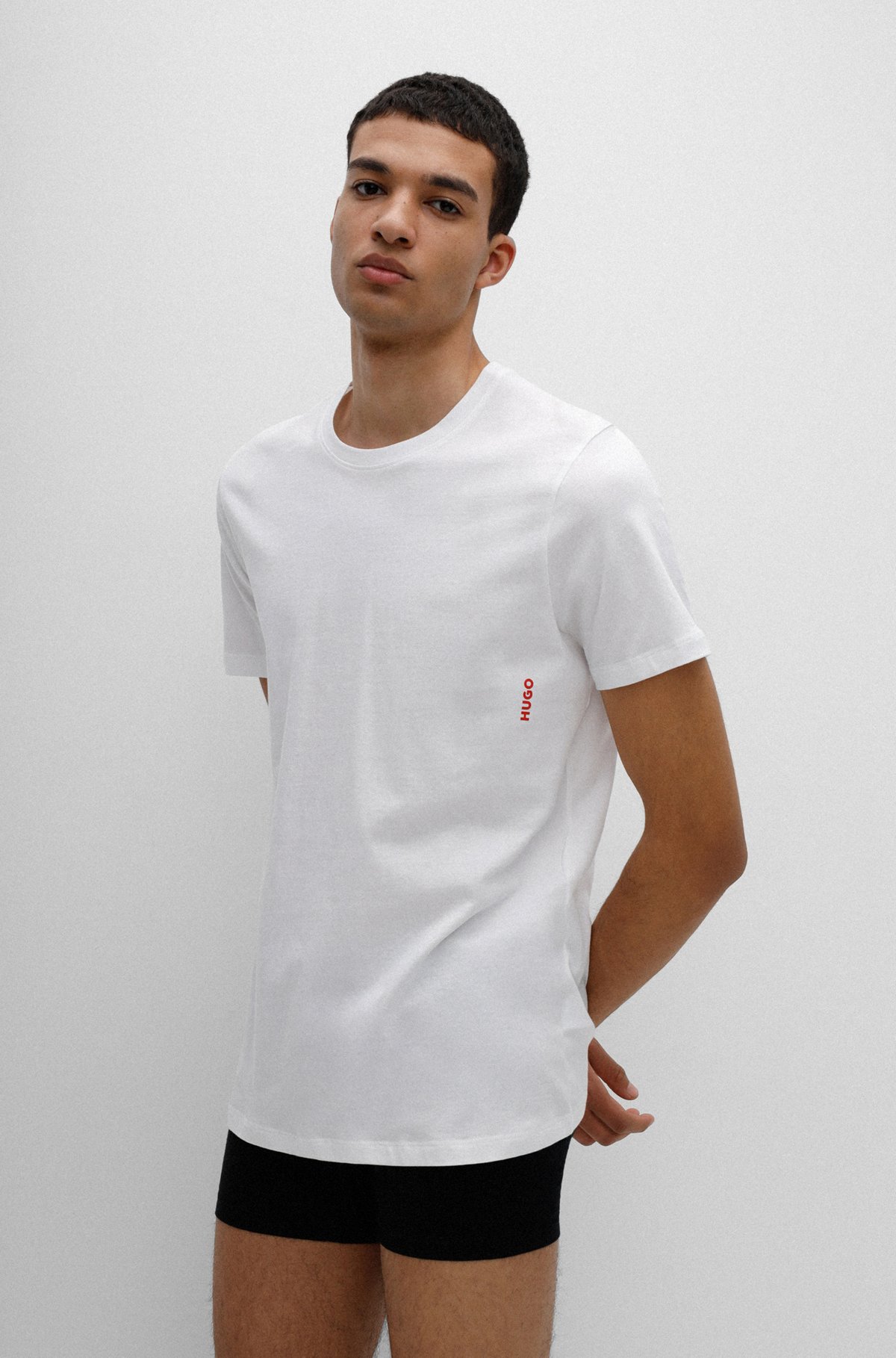 Paquete de dos camisetas interiores de algodón con logo vertical, Blanco/Azul oscuro