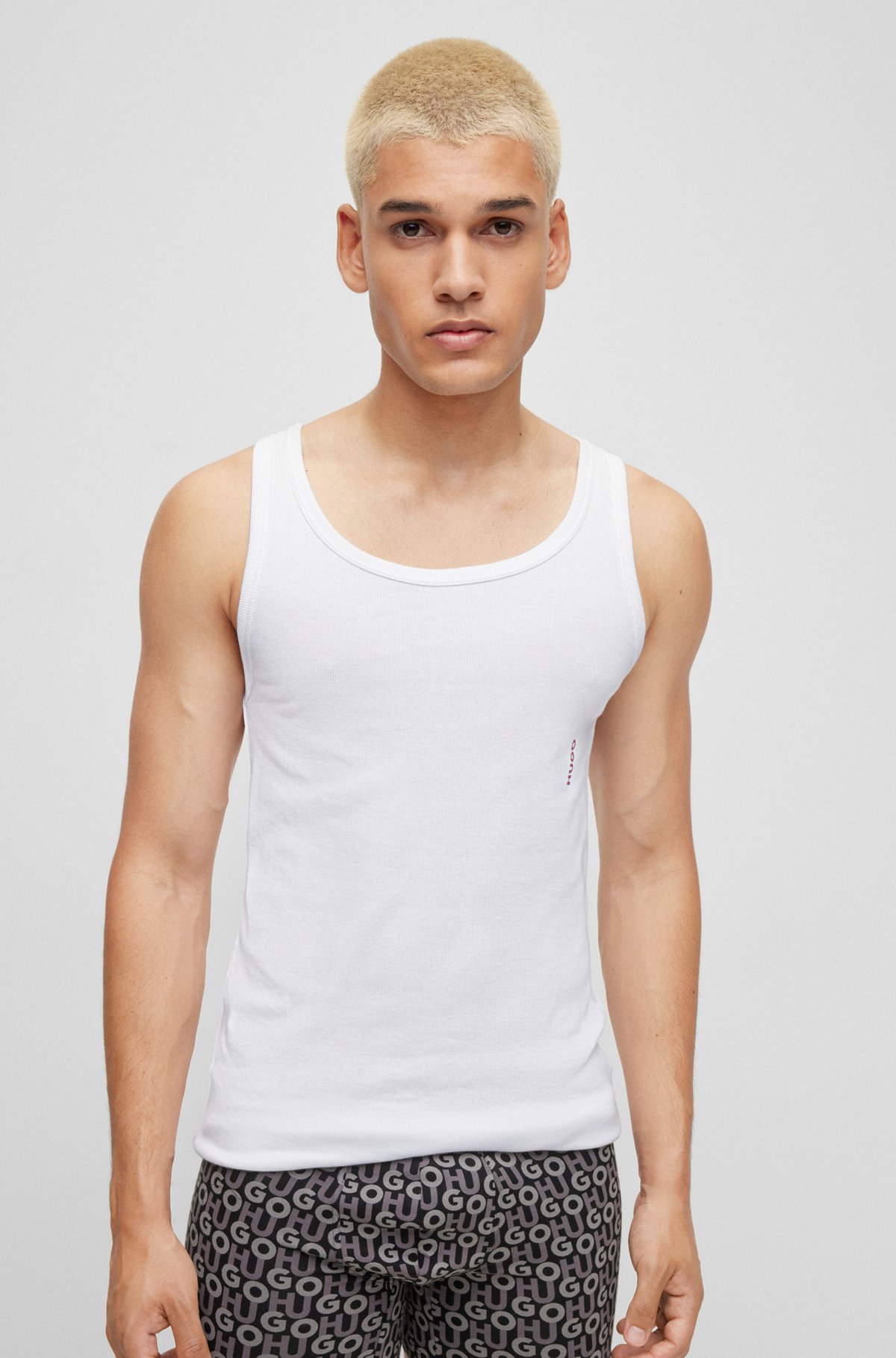 Paquete de dos camisetas interiores sin mangas y con logo de algodón elástico, Blanco
