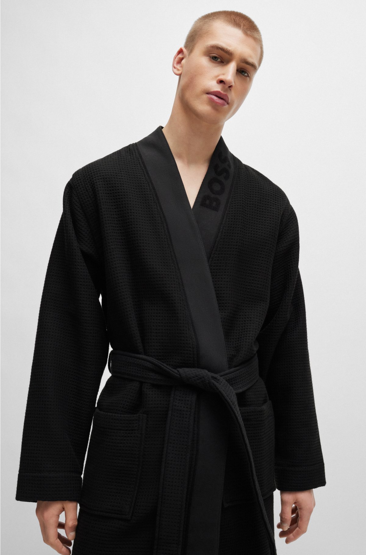 Waffle-piqué dressing gown with logo-embroidered collar, Black