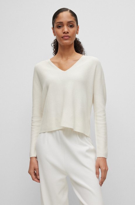 Seamless V-neck sweater in cotton and cashmere, White