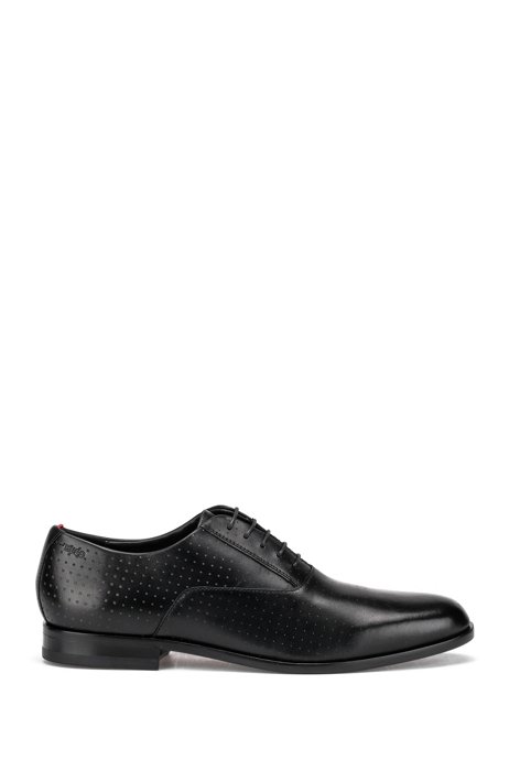 Oxford shoes in leather with lasered uppers, Black