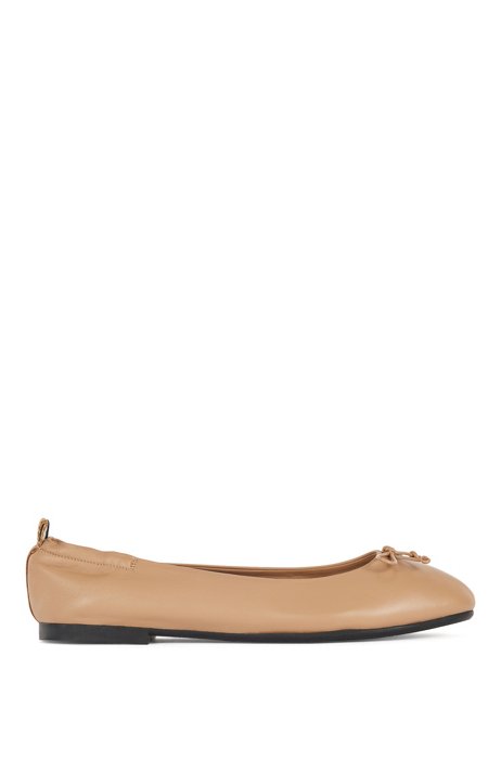 Ballerina pumps in Italian leather with bow trim, Beige