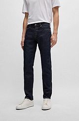Slim fit jeans i mørkeblå denim med behageligt stræk, Mørkeblå