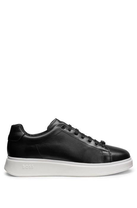 Low-top trainers in leather with branded lace loop, Black
