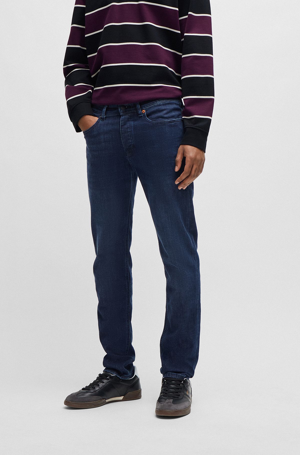 Tapered-fit jeans van donkerblauw super-stretchdenim, Donkerblauw