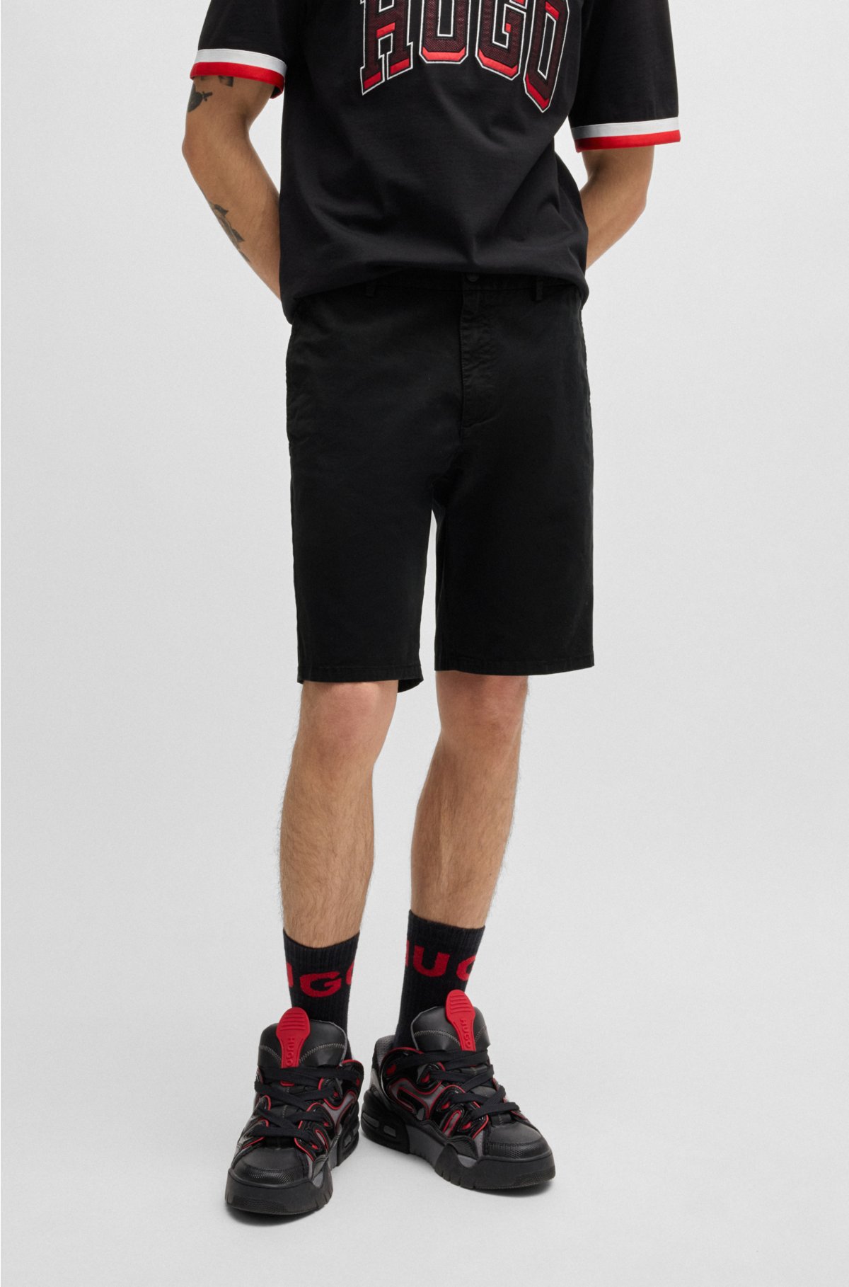 HUGO - Slim-fit chino shorts in stretch-cotton gabardine