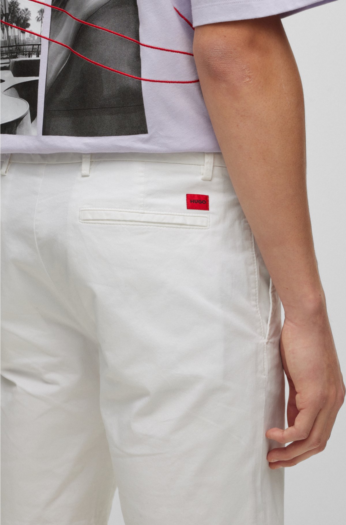 HUGO - Slim-fit chino shorts in stretch-cotton gabardine