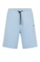 Regular-Fit Shorts aus Baumwoll-Mix mit mehrfarbigem Logo, Hellblau