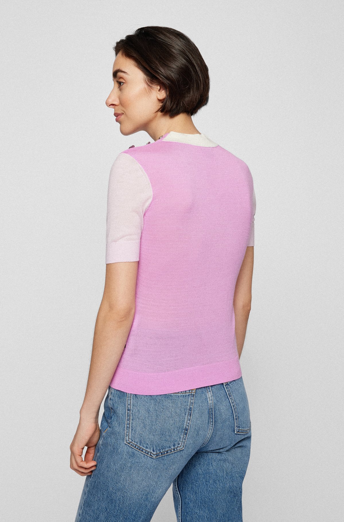Slim-Fit Pullover im Colour-Block-Design mit Metallknöpfen, Hellrosa
