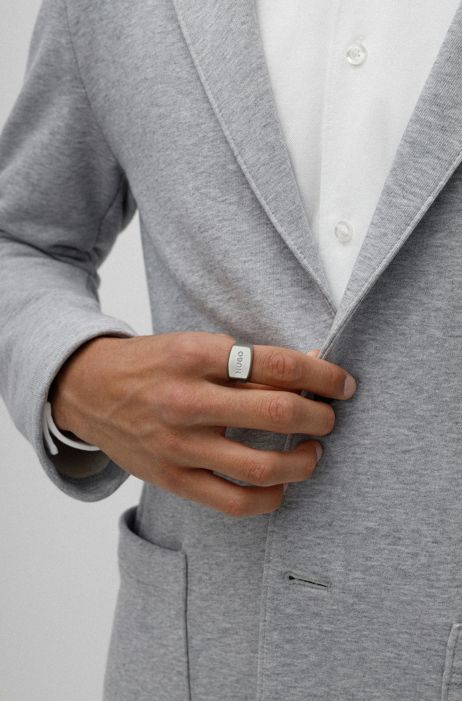 HUGO BOSS Heren Sieraden Ringen Zegelring met antieke afwerking en gegraveerd logo 
