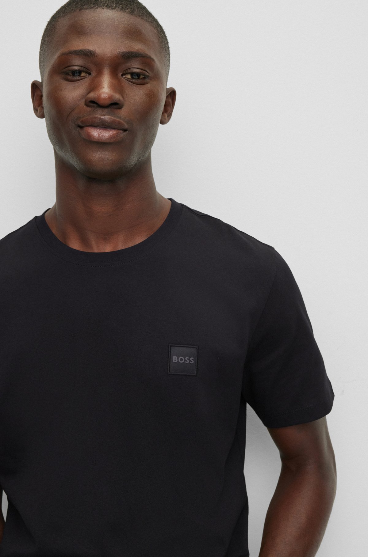 Camiseta relaxed fit de punto de algodón con parche de logo, Negro