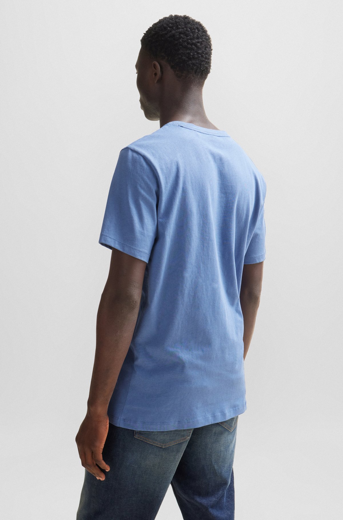 Relaxed-Fit T-Shirt aus Baumwoll-Jersey mit Logo-Aufnäher, Hellblau