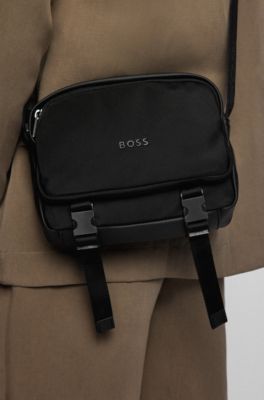 MESSENGER BAG WITH LOGO バッグ・カバン ショルダーバッグ