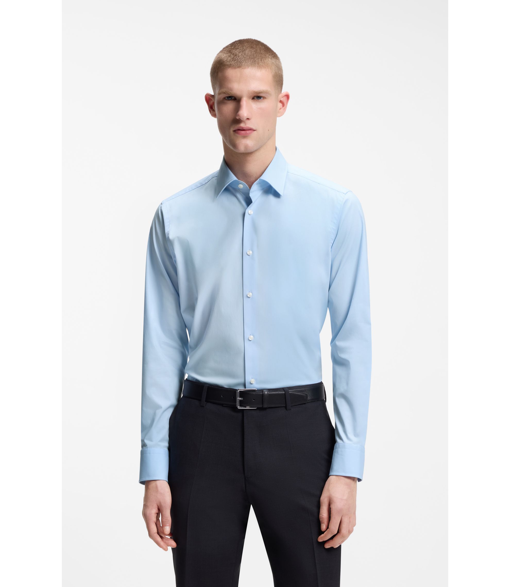 Regular-Fit Hemd aus elastischer Baumwoll-Popeline mit bügelleichtem Finish