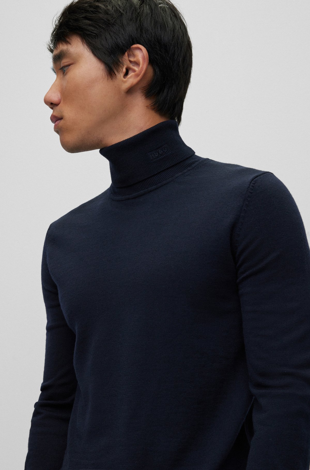 Regular-fit rollneck sweater in virgin wool, Dark Blue