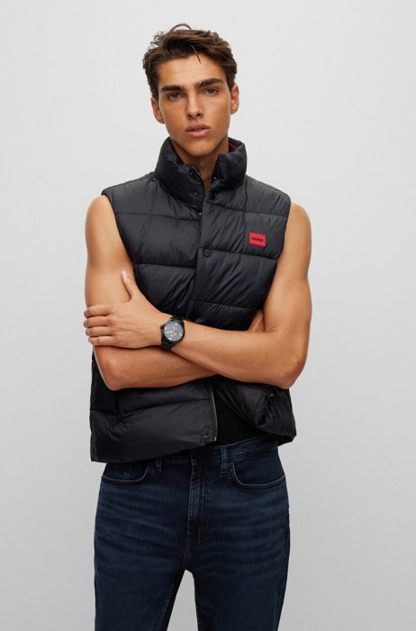 Slim-fit puffer gilet with red logo label, Black