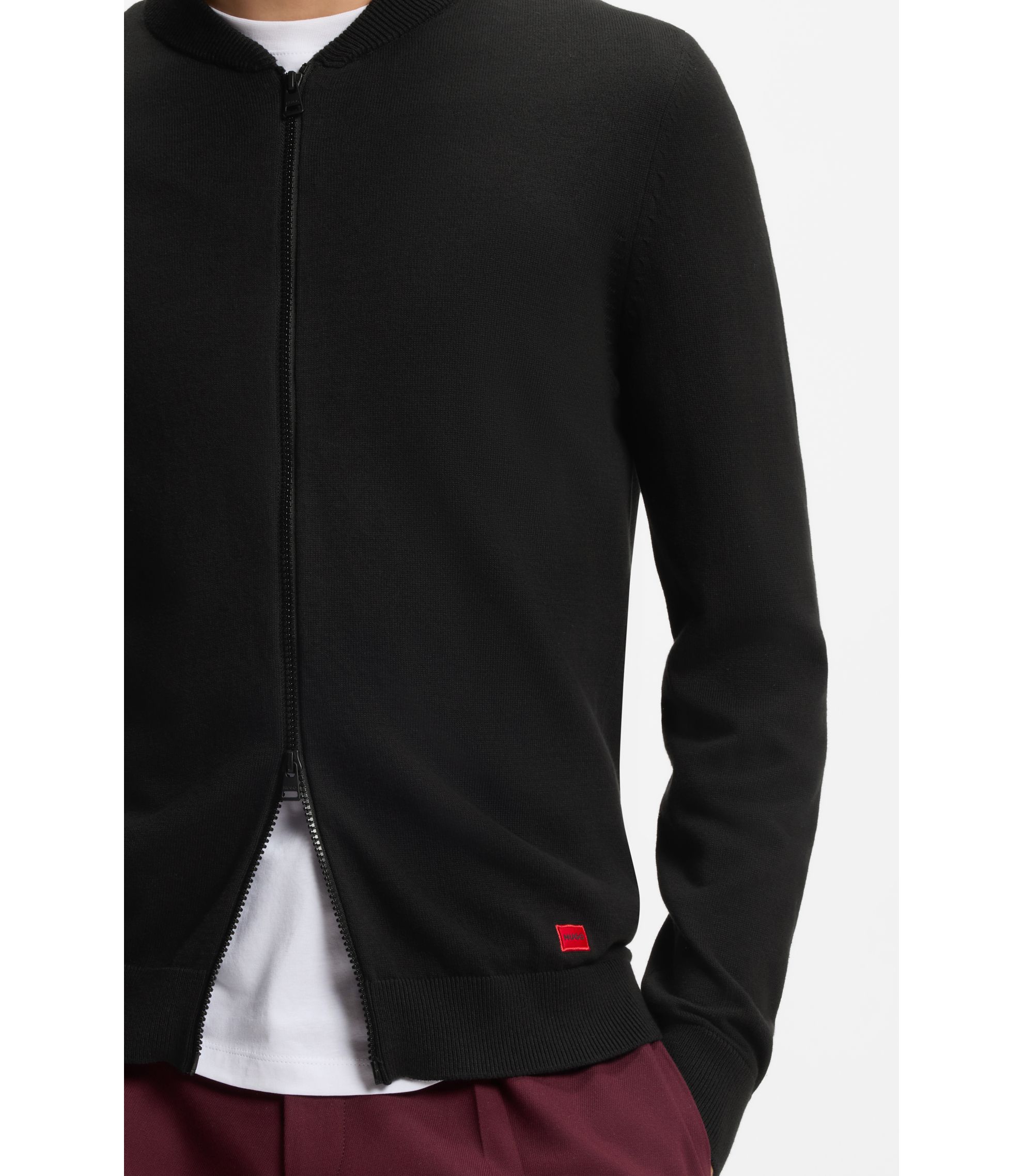 hbeu50474809_001_340?wid=1980&