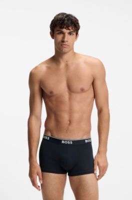 Eng anliegende Boxershorts aus Stretch-Baumwolle mit kurzem Bein und fortlaufenden Logos, Dunkelblau