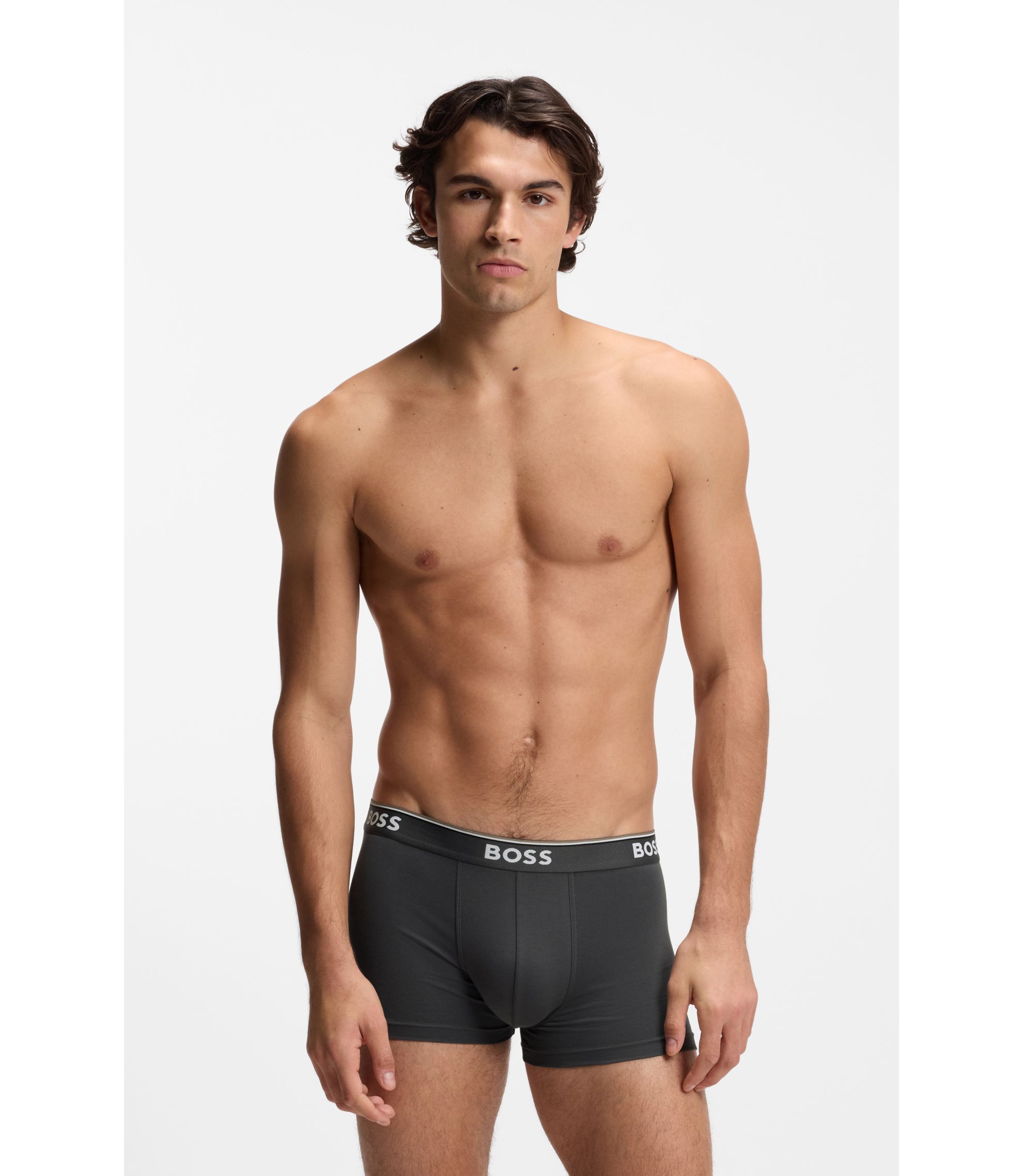 hbeu50475274_487_342?wid=1980&