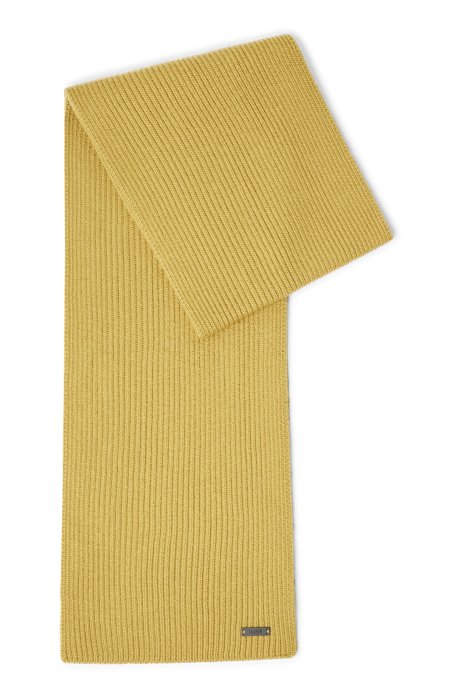 Ribbed scarf in virgin wool with faux-leather logo, Light Green