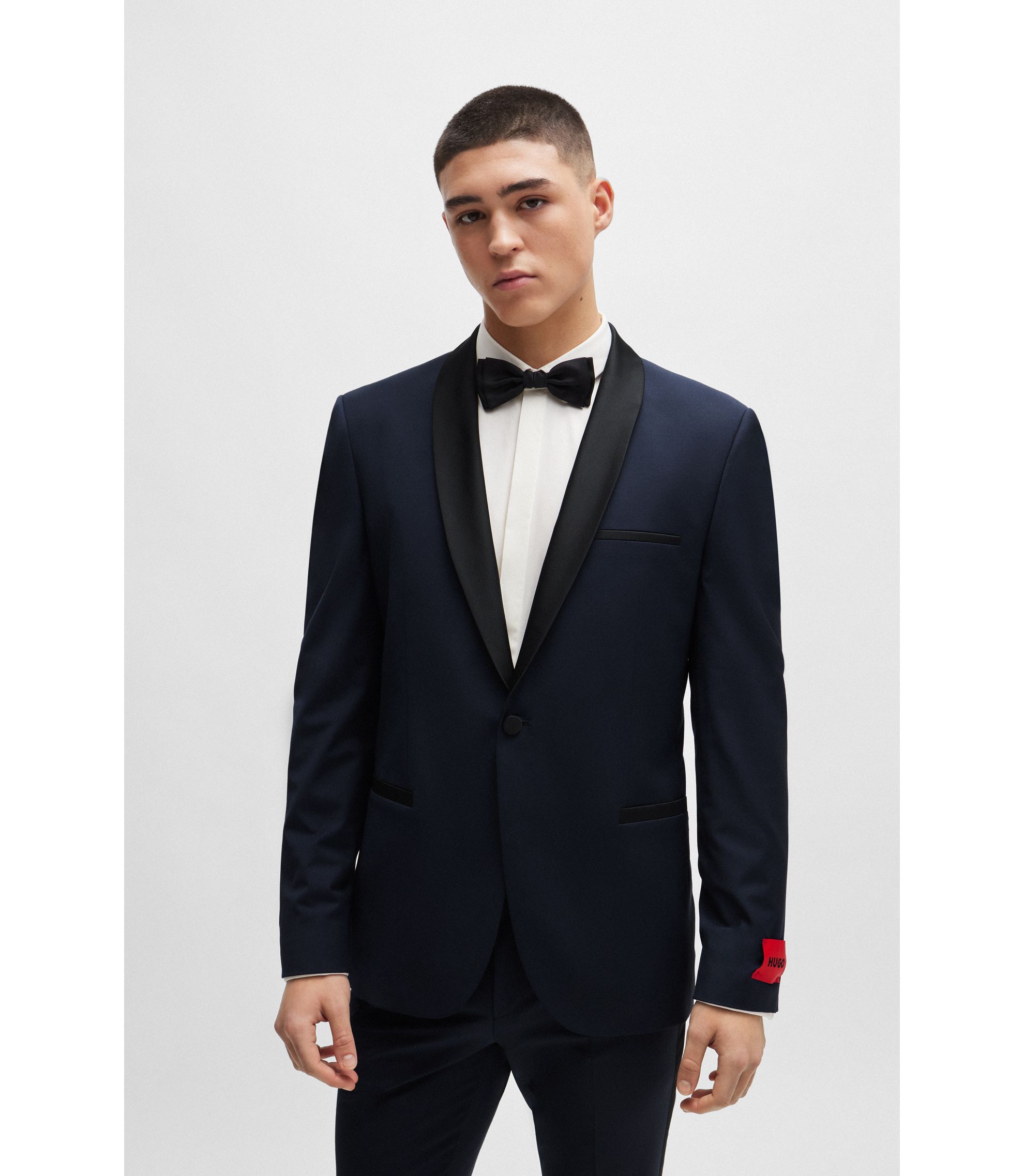 hbeu50476333_405_350?wid=1980&