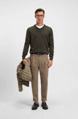 V-neck sweater in virgin wool with embroidered logo, Dark Green