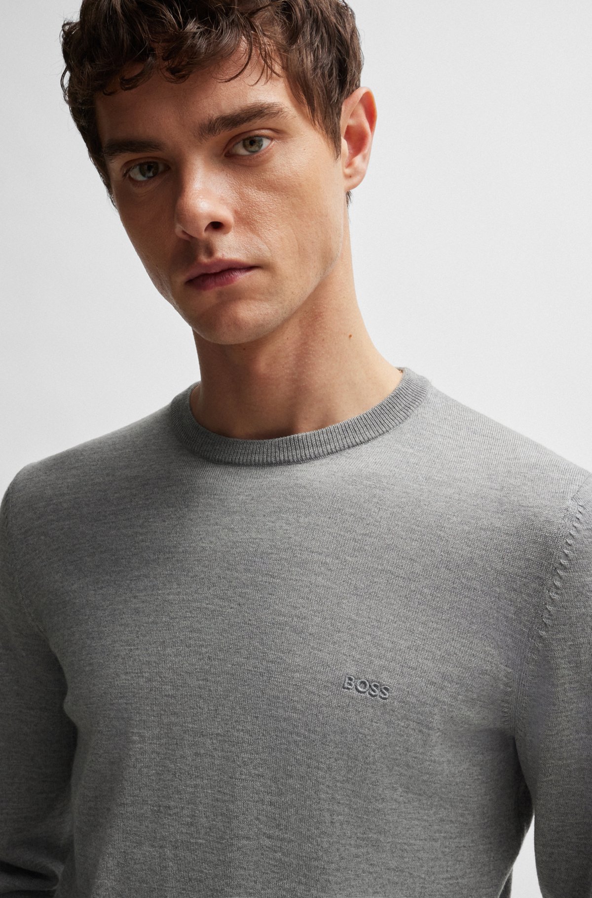 Crew-neck sweater in virgin wool with embroidered logo, Grey