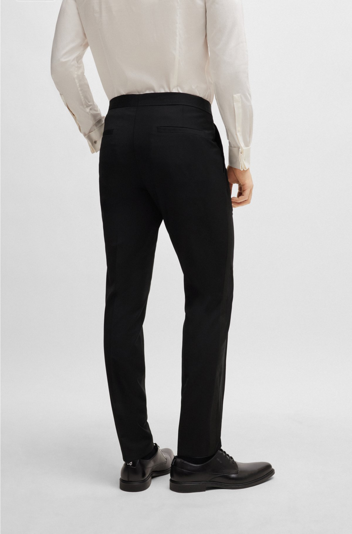 Extra-slim-fit trousers in a stretch-wool blend, Black