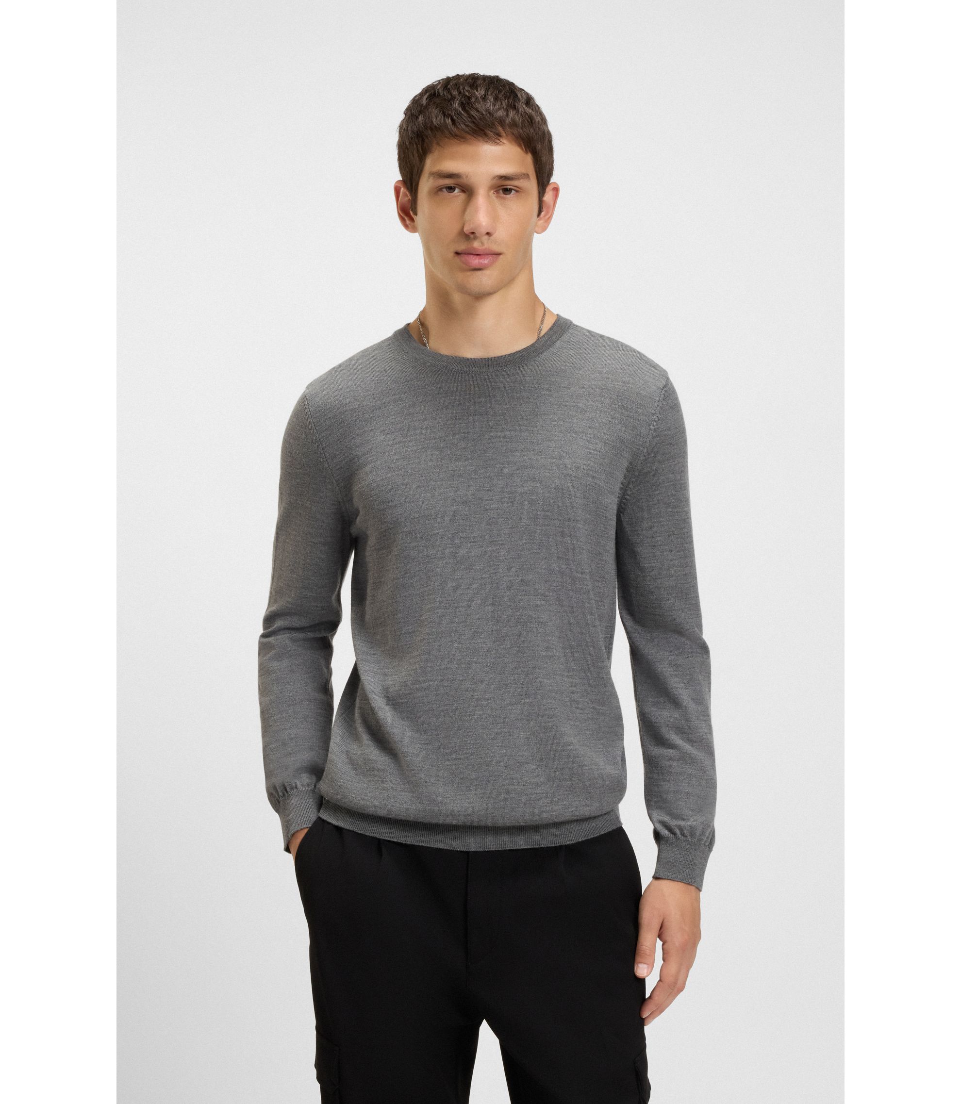 Pullover aus Schurwolle mit Logo-Stickerei