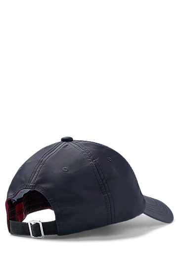 金属框徽标和红色装饰款斜纹布鸭舌帽,  001_Black