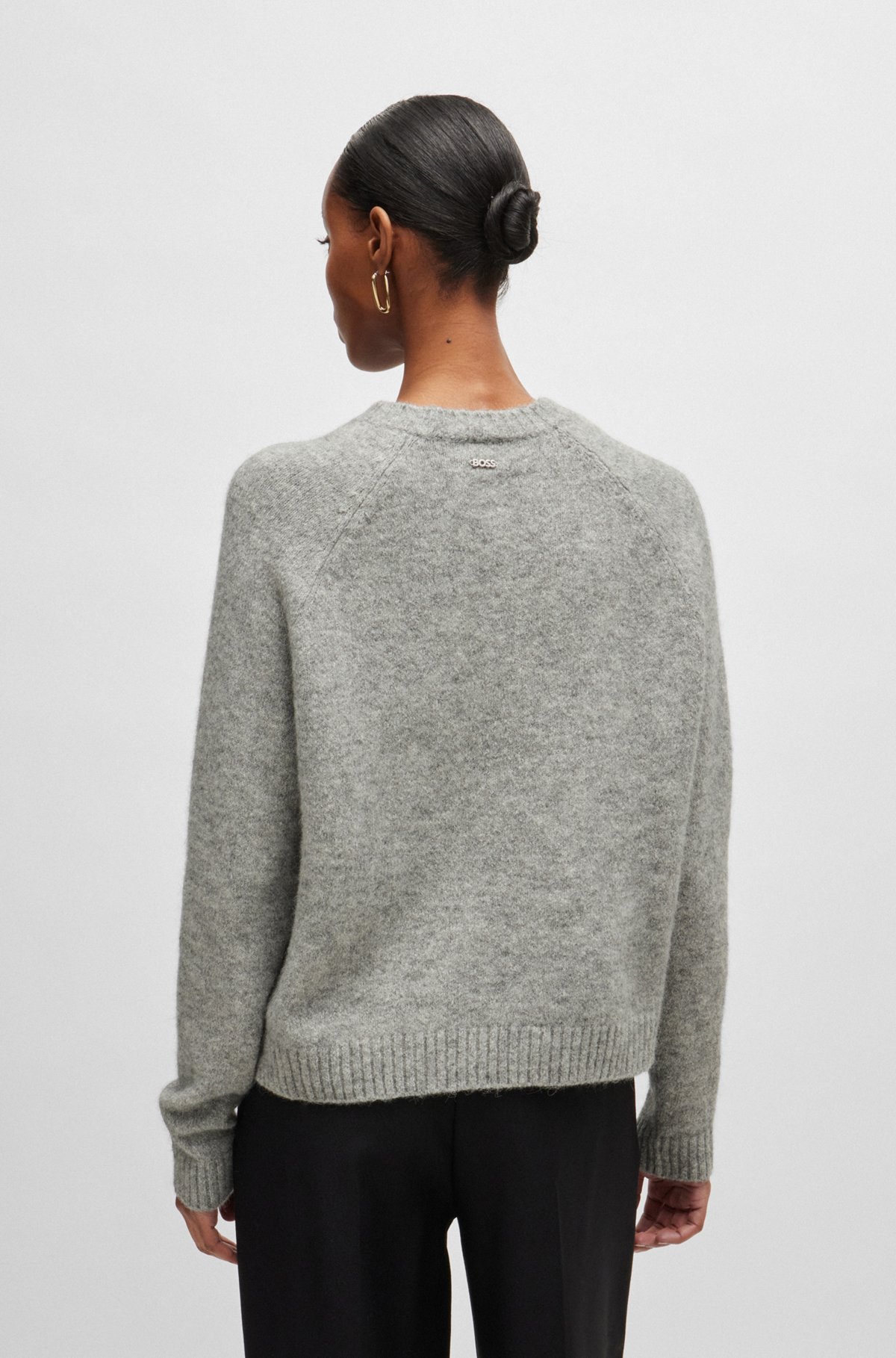 Pull à col rond en maille stretch, Gris