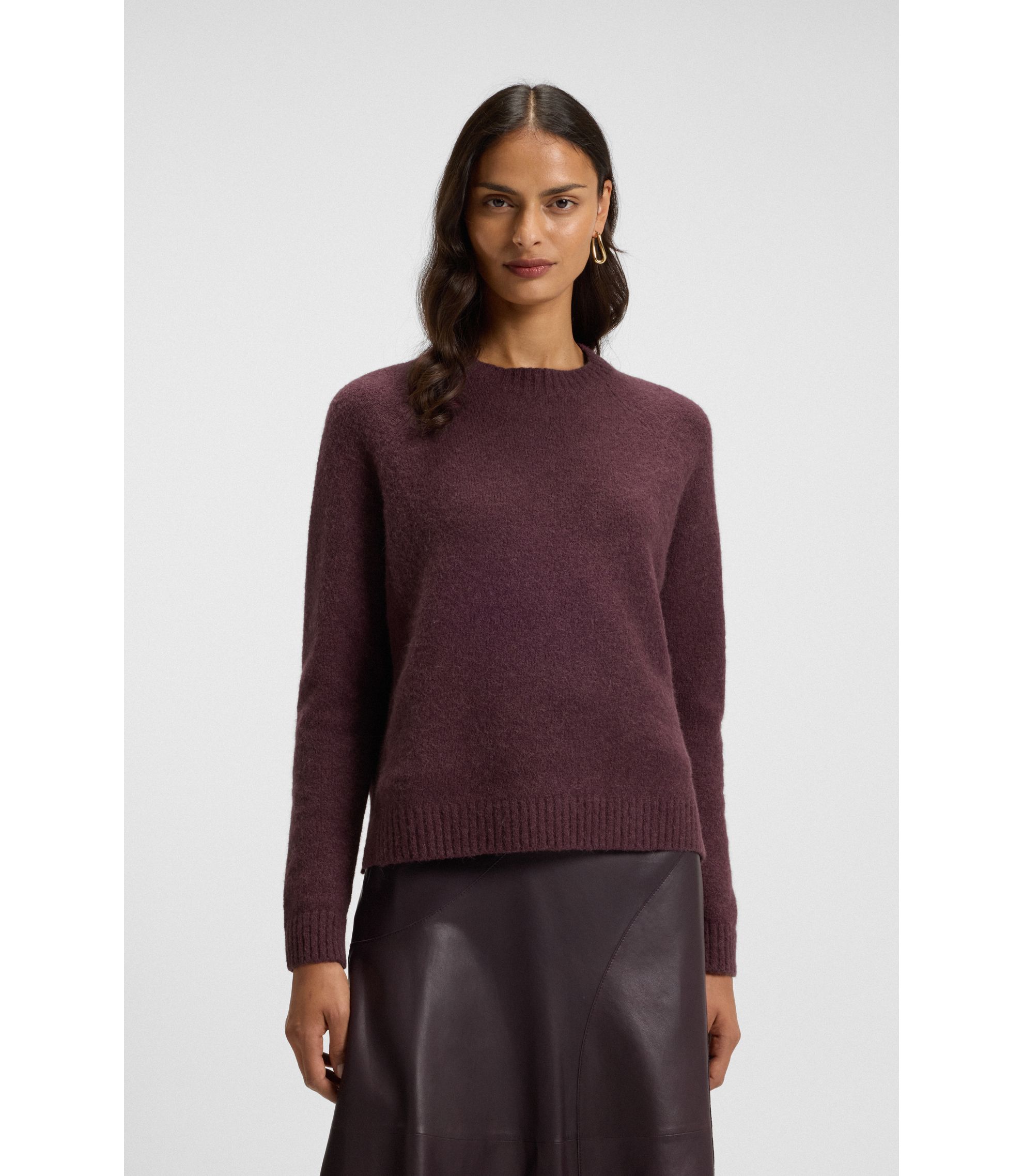 Pullover aus Stretch-Garnen mit Rundhalsausschnitt