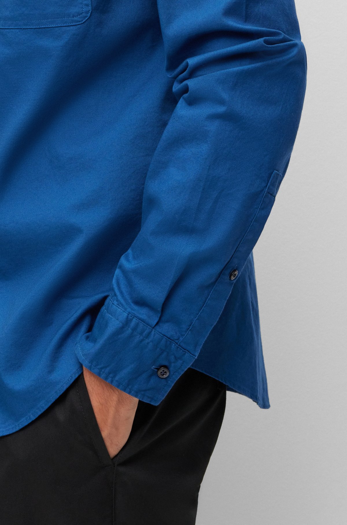 Button-down slim-fit shirt in Oxford cotton, Dark Blue