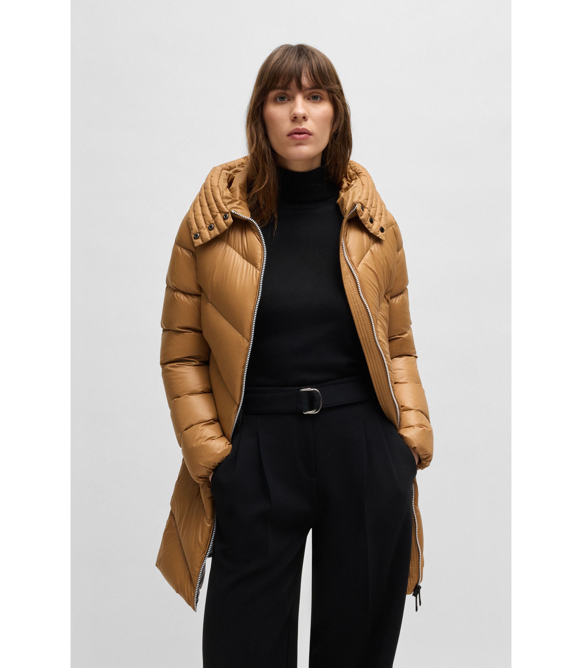 HUGO BOSS Women ダウンジャケット - クラシック