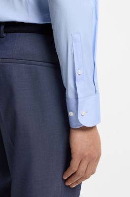 Slim-Fit Popeline-Hemd aus b&uuml;gelleichtem Baumwoll-Mix, Hellblau