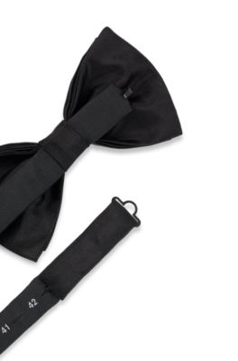 Silk bow tie and cummerbund gift set, Black