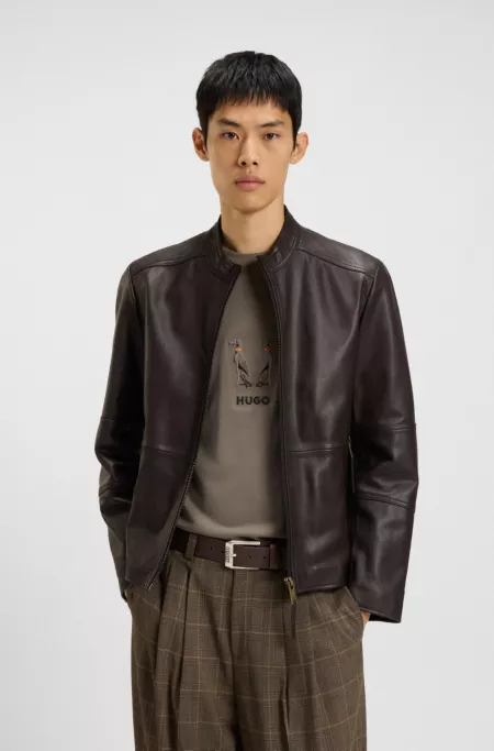 Leather belt with logo buckle