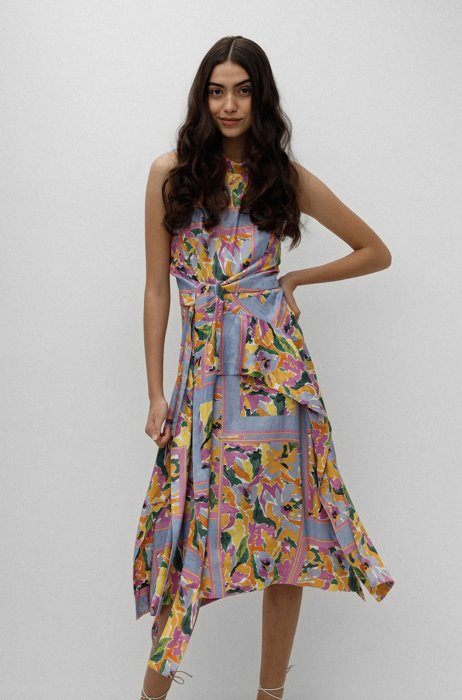 Belted dress with new-season print, Patterned