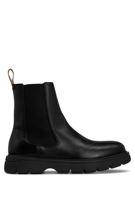Chelsea boots in leather with logo details, Black